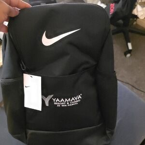 Nike Black Athletic Backpack Sleek Durable Design